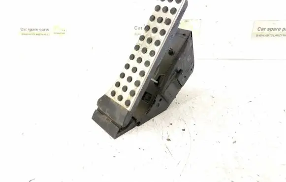 Mercedes-Benz E W213 Accelerator throttle pedal 2053000104 A2053000104