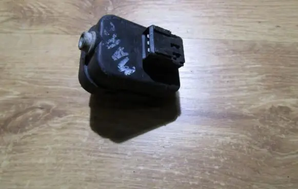 Fiat Marea Headlight level adjustment motor 