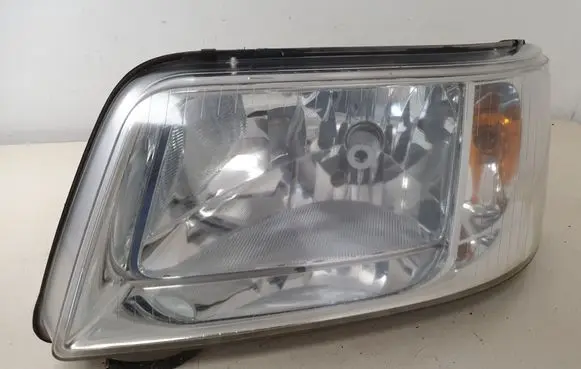 Volkswagen Transporter - Caravelle T5 Headlight/headlamp 7H1941015N