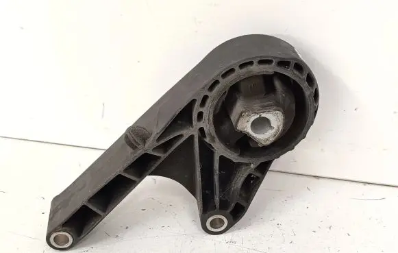 Opel Zafira C Engine mount bracket 13248607