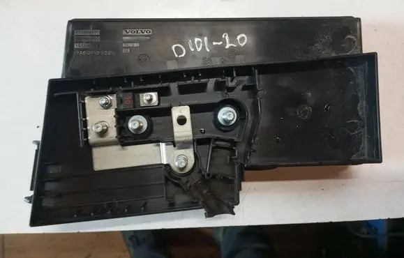 Volvo V40 Positive wiring loom 31409757
