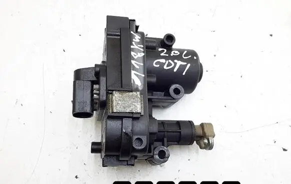 Opel Insignia A Intake manifold valve actuator/motor tms2f