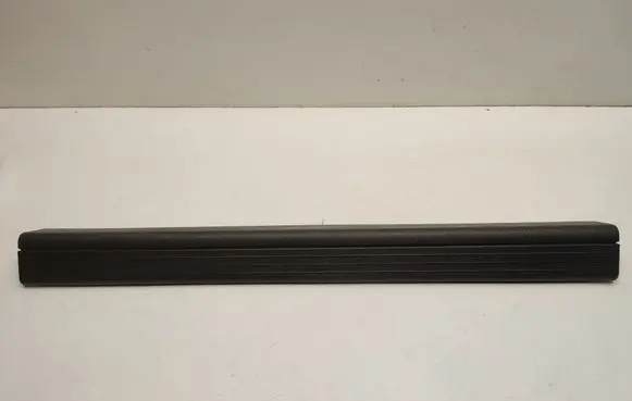 Mercedes-Benz C W204 Front sill trim cover A2046860136