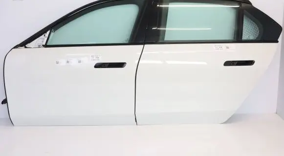 BMW 7 G70 Front door 345678987
