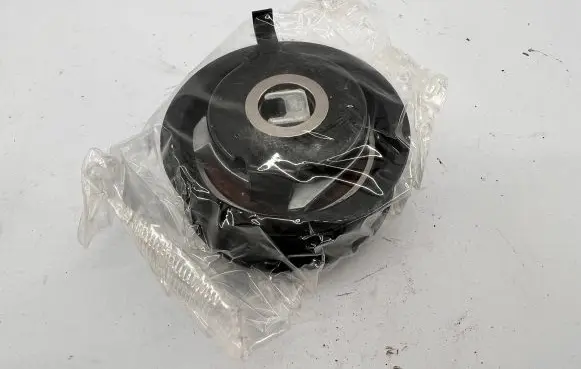 Volkswagen Caddy Timing belt tensioner 028109243G 29042005