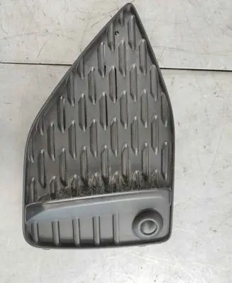 Audi Q2 - Front bumper lower grill 81a807682r9b9