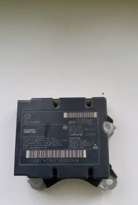 Chrysler Town & Country V Airbag control unit/module 68233535AB 5WY89350 T0BJF28S300042