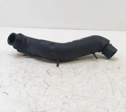Mercedes-Benz B W245 Breather hose/pipe A6400101182