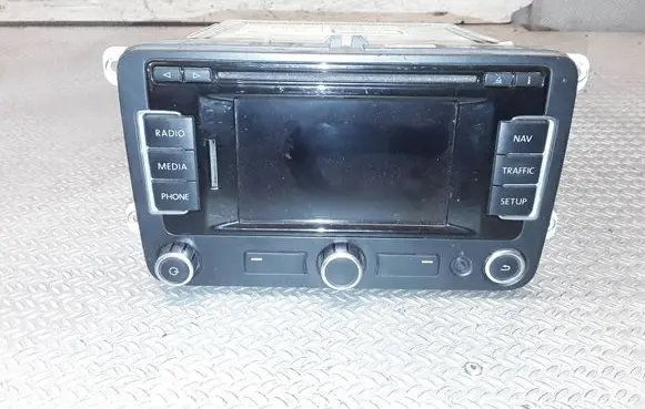 Volkswagen PASSAT B7 Radio/CD/DVD/GPS head unit 3C0035279C VWZAZ2L3387830