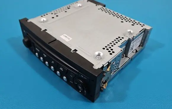 Citroen C3 Radio/CD/DVD/GPS head unit 98032839XT IMPRK1529589