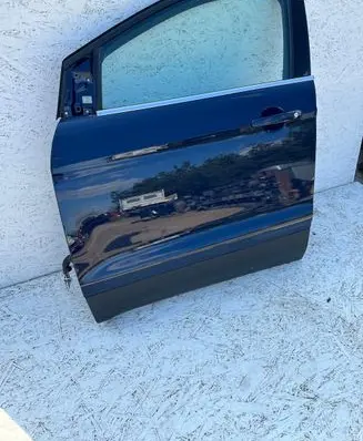Ford Kuga II Front door