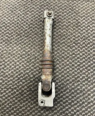 Mercedes-Benz E W212 Steering column universal joint A2044620078