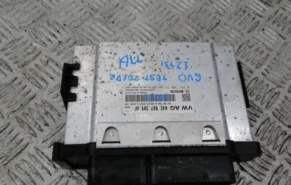Skoda Fabia Mk3 (NJ) Trunk lid opening control unit 04E907309AF