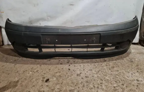 Renault Kangoo I Front bumper 8200152587