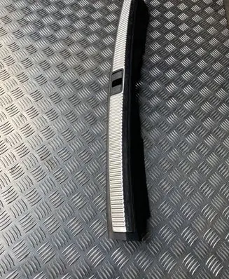 Audi A4 S4 B7 8E 8H Trunk/boot sill cover protection 8E9864483C