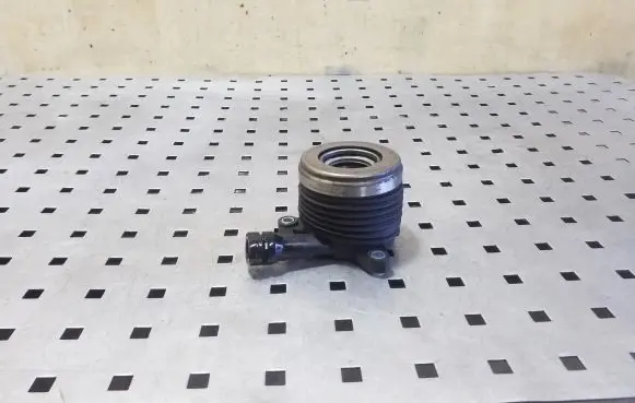 Hyundai ix35 Clutch release bearing slave cylinder F580403