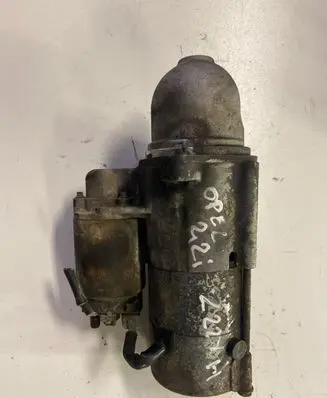 Opel Zafira B Starter motor