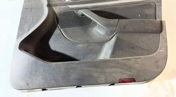 Volkswagen Touran I Front door card panel trim 1K4867134