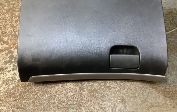 Glove box set