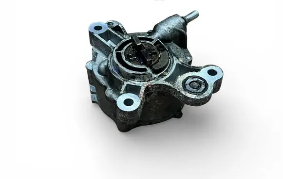 Ford Mondeo MK IV Vacuum pump D1651A1404T