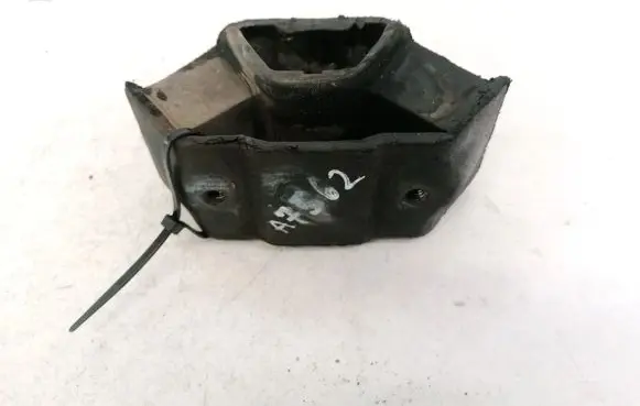 Iveco Daily 40.8 Engine mount bracket