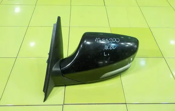 Hyundai ix20 Front door electric wing mirror LEWE 17AB200