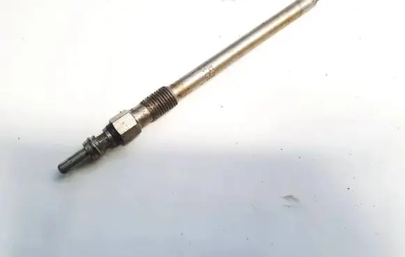 Opel Astra H Glow plug 0250203001