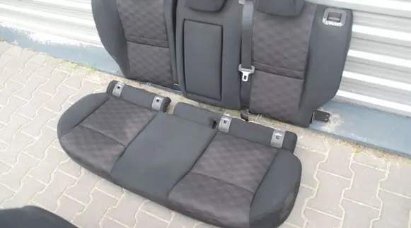 Nissan Qashqai Rear seat 110KM