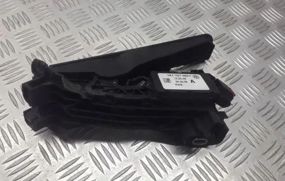 Skoda Octavia Mk2 (1Z) Accelerator pedal position sensor 1K1721503P