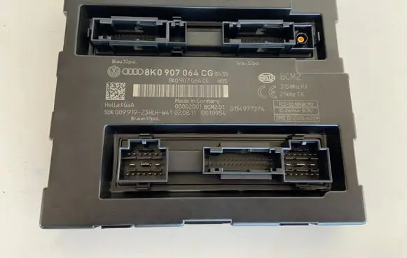 Audi A4 S4 B8 8K Comfort/convenience module 8K0907064CG