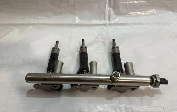 Opel Crossland X Fuel main line pipe 9811353880