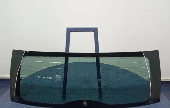 Skoda Yeti (5L) Rear windscreen/windshield window 5L6845049