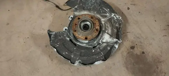 BMW M5 Rear wheel hub 2284434 2284149