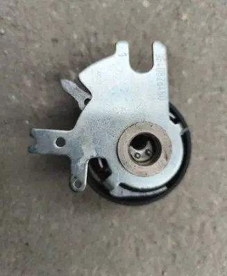 Ford Kuga I Timing belt tensioner pulley 9640828480