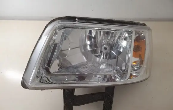 Volkswagen Transporter - Caravelle T5 Headlight/headlamp
