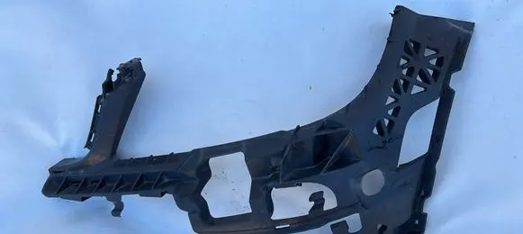 Mercedes-Benz C W204 Front bumper mounting bracket A2048850765