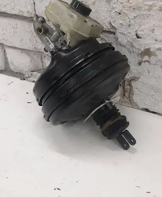 Mercedes-Benz E W211 Brake booster A2114300530 0019485