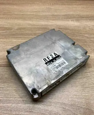 Mazda 626 Engine control unit/module ECU RF2A18881C 2758005032