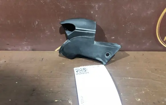Mercedes-Benz E W211 Other trunk/boot trim element A2117400230