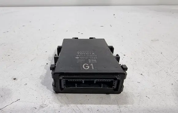 Toyota C-HR I Gateway control module 89111F4010 50125622
