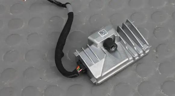 Windshield/windscreen camera