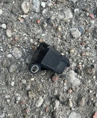BMW 5 E39 Air pressure sensor 2246977