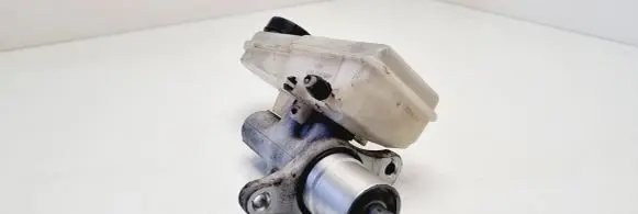 Audi A6 S6 C5 4B Master brake cylinder 32067272D