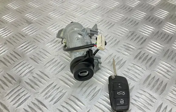 Audi A3 S3 8V Ignition lock 5Q0905865 8V0837220