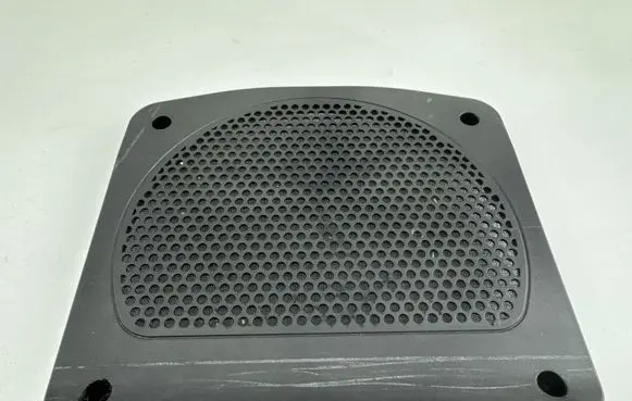 BMW 1 F20 F21 Subwoofer grill/trim 9223670