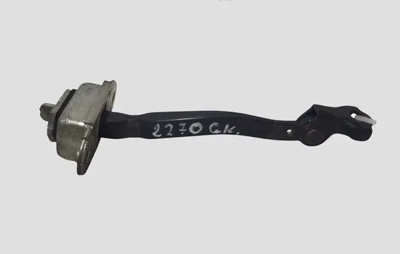 Nissan X-Trail T31 Rear door check strap stopper