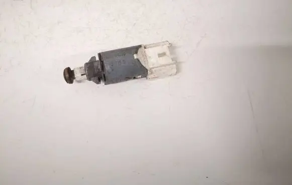 Renault Scenic II - Grand scenic II Brake pedal sensor switch 8200168238 8200168238B