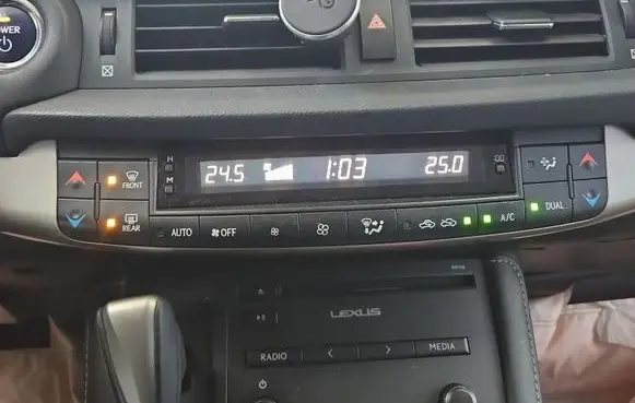 Lexus CT 200H Climate control/heater control trim 5590076100 IMPRK1522118