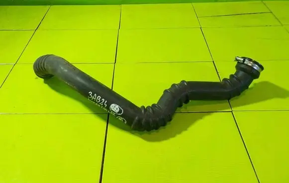Ford Mondeo MK IV Intercooler hose/pipe BG916K863BC 3AB24