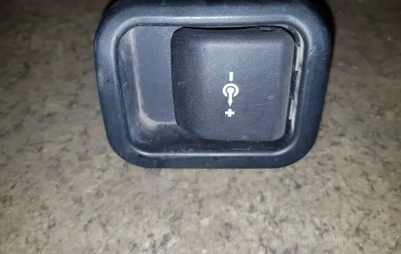 BMW 3 E46 12 V Socket (rear) 7008038